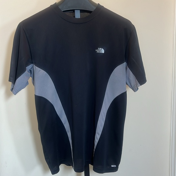 The North Face Other - The North Face Black & Gray Short Sleeve Shirt